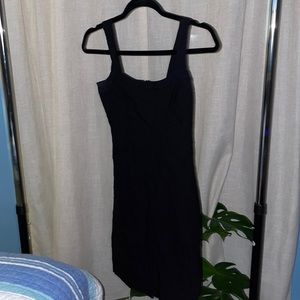 Bodycon black dress
